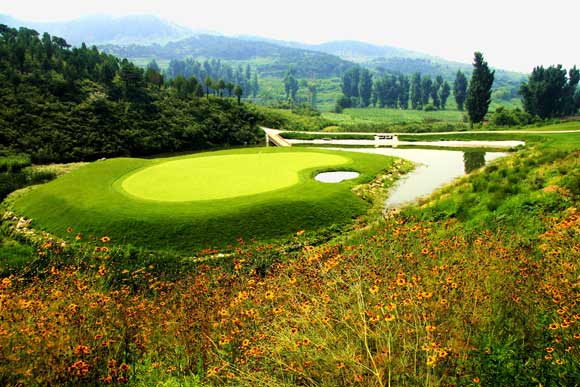 北京九松山高尔夫俱乐部3月19日开场迎宾客