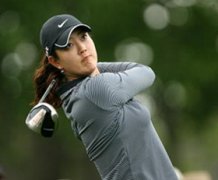 奥查娅64杆轻松领先LPGA赛 珊珊红字开局6杆落后