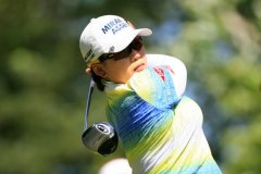 LPGA绍普莱特赛首轮 申智爱领先首轮