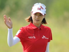 美国女子公开赛崔罗莲65杆控制全局 珊珊冲到15位