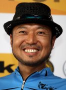 片山晋吴换行装出战马来西亚 全新形象力争佳绩